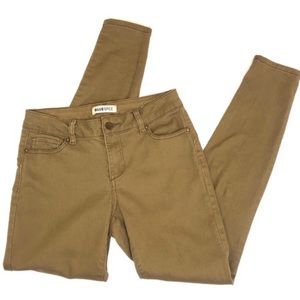 Ankle length skinny pants